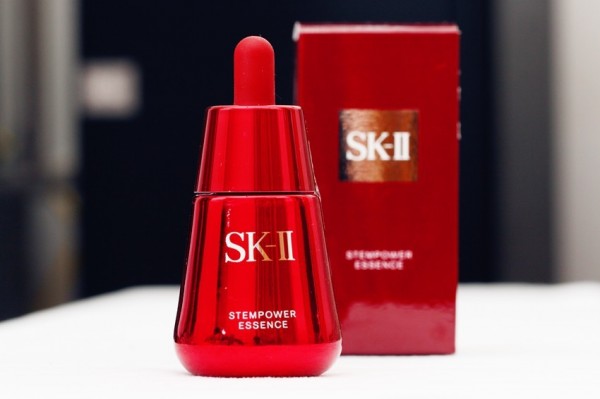 对SK-II肌源修护精华露的评价:SK-II心水小红瓶
